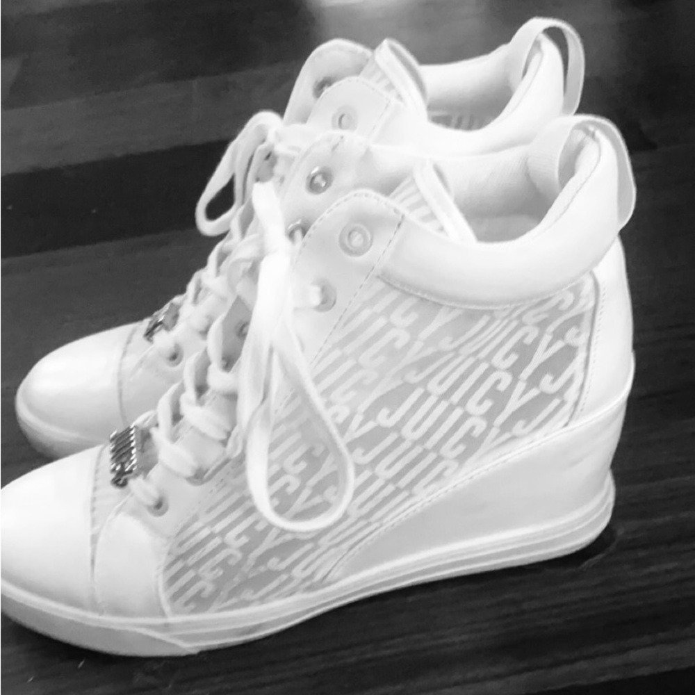 Juicy Couture Jorgia Wedge Lace-Up Sneakers- Size 10